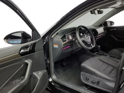 VOLKSWAGEN JETTA 2020 8